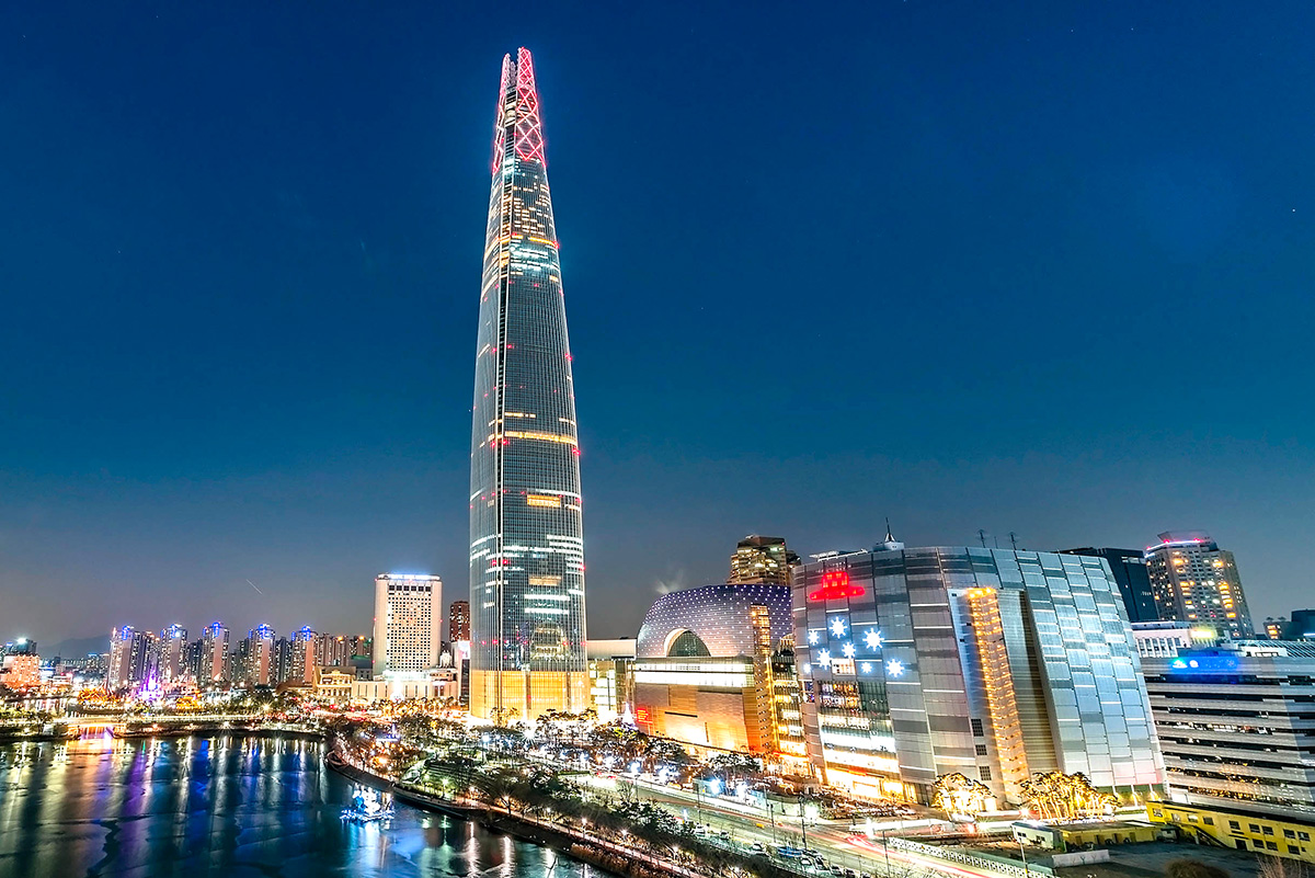 Lotte World Tower is the tallest business and leisure structure in South Korea. The Tower has 123 floors and the 5th tallest in the world.