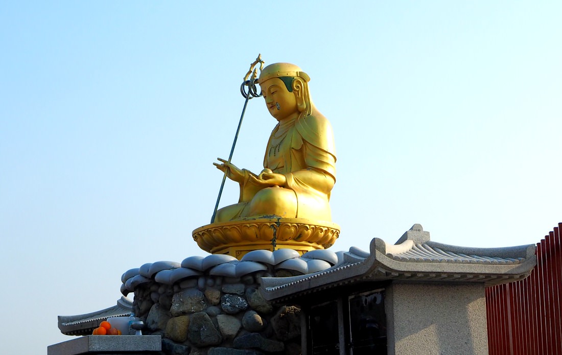 haedong-yonggungsa-temple-buddha