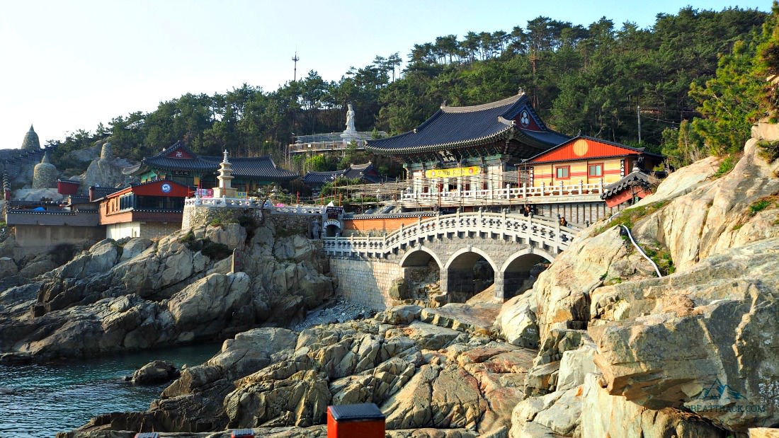 Haedong Yonggungsa Temple is believed to be established through a monk's vision of a dragon. Explore this amazing temple with fantastic views of the sea.