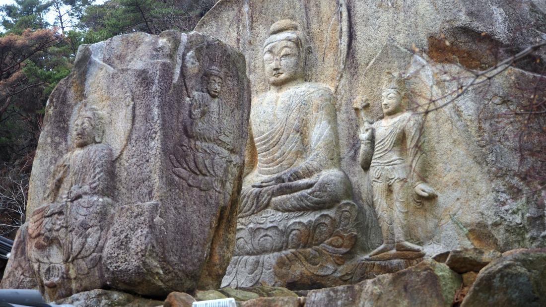 chilbulam-buddha-statues