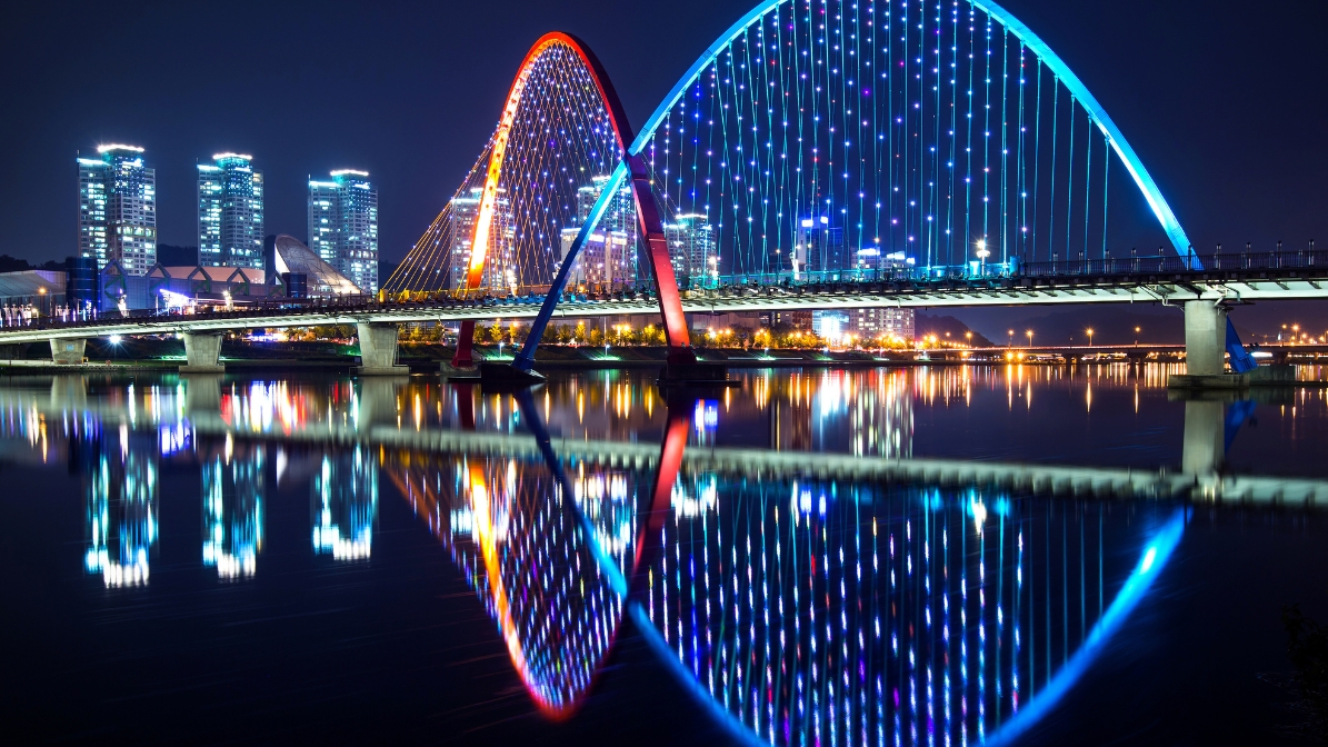 daejeon-bridge-night-reflections-view