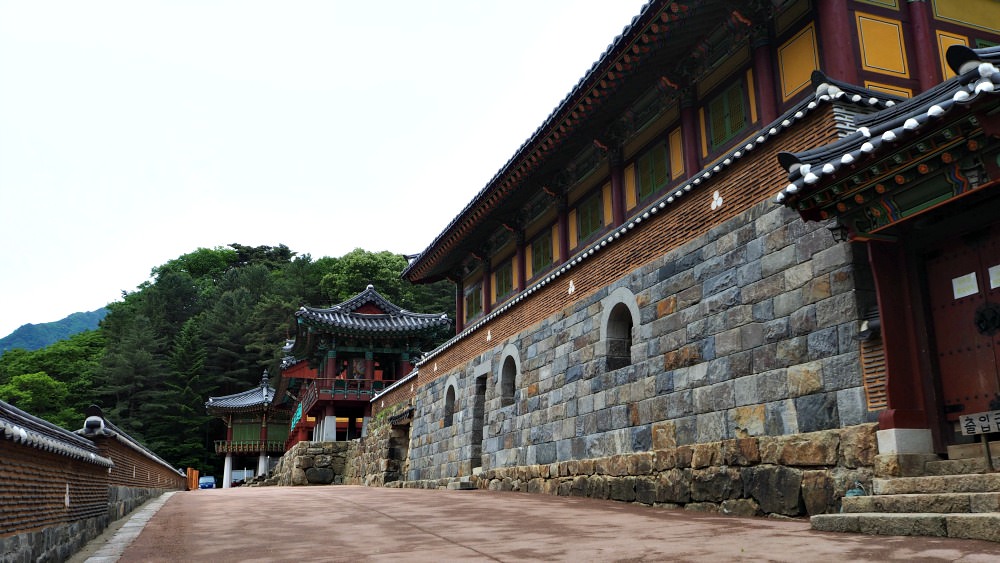 guryongsa-temple