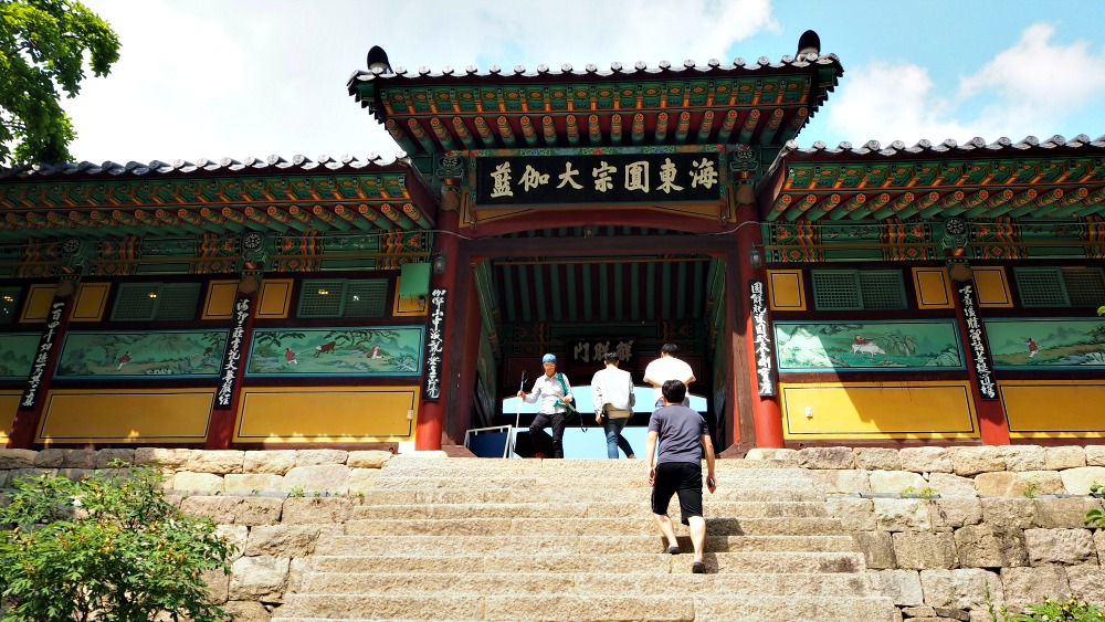 haeinsa-temple-gate-3rd
