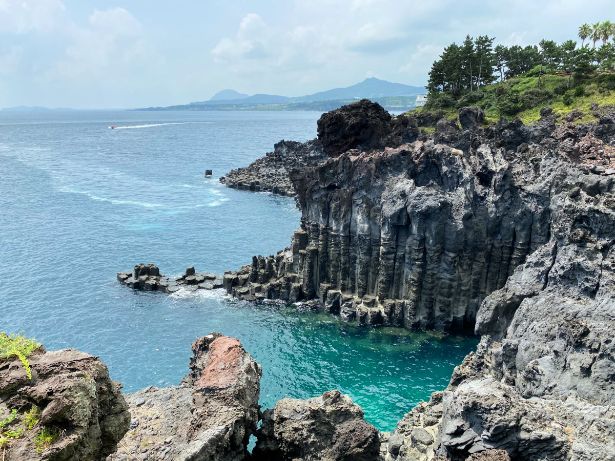 jusangjeolli-cliffs
