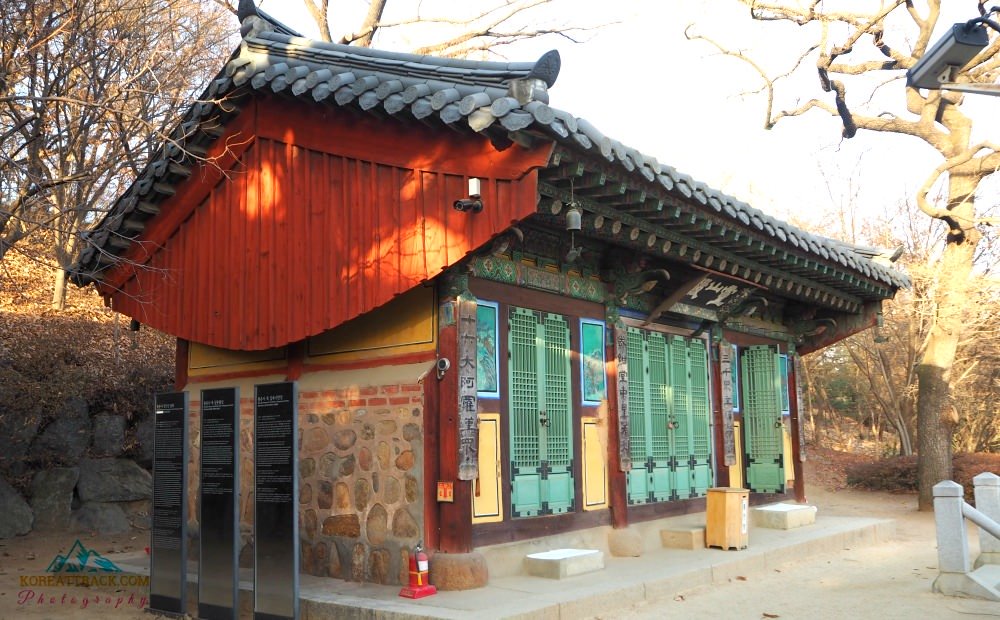 bongeunsa-temple-yeongsanjeon-disciples-hall