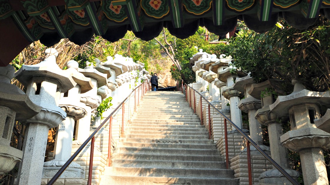 haedong-yonggungsa-108-steps