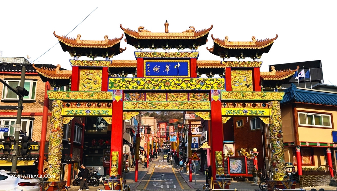 chinatown-in-incheon-entrance-gate