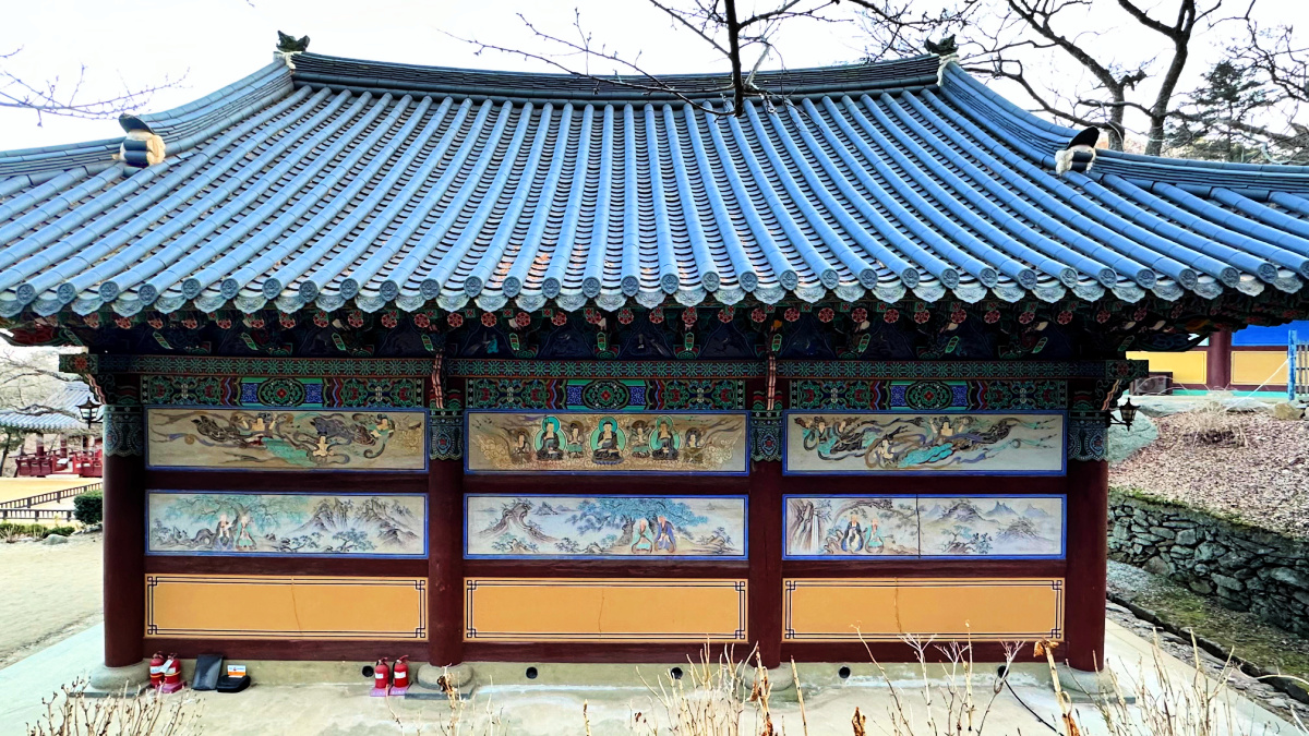 jeondeungsa-temple-myeongbojeon-wall-paintings-back