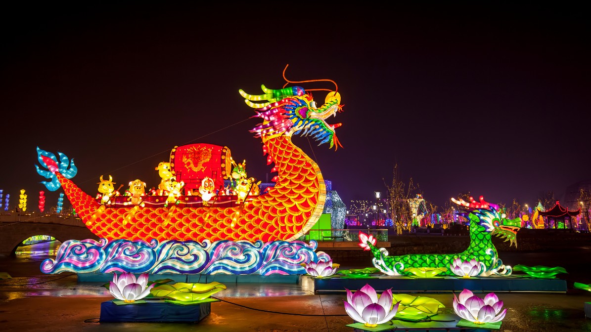 seoul-lotus-dragon-lanterns-festival