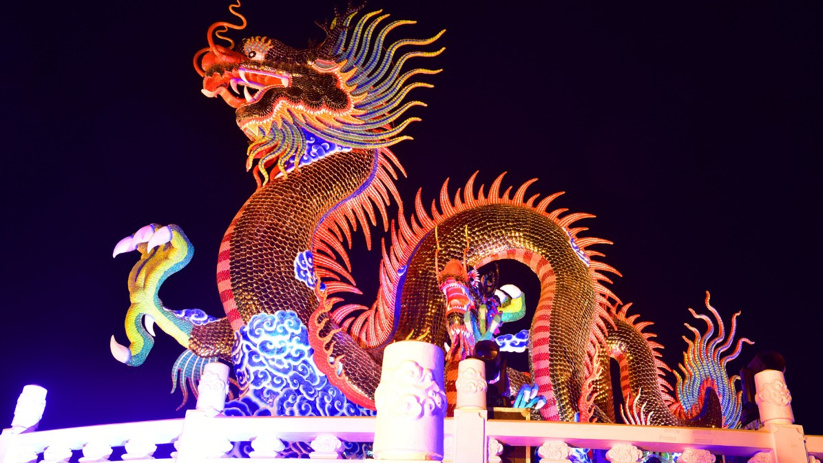 seoul-lotus-lanterns-festival-dragon